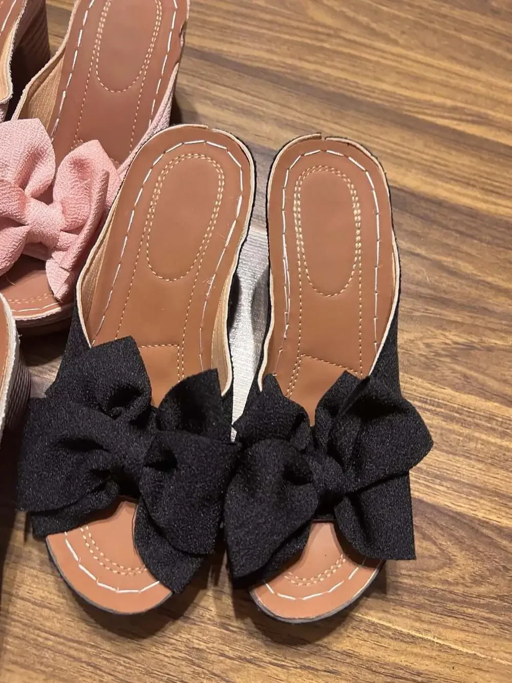 Lot of 3 Pairs Women's Bowknot Embellished Wedge Slide Sandals in Pink, Black, a
